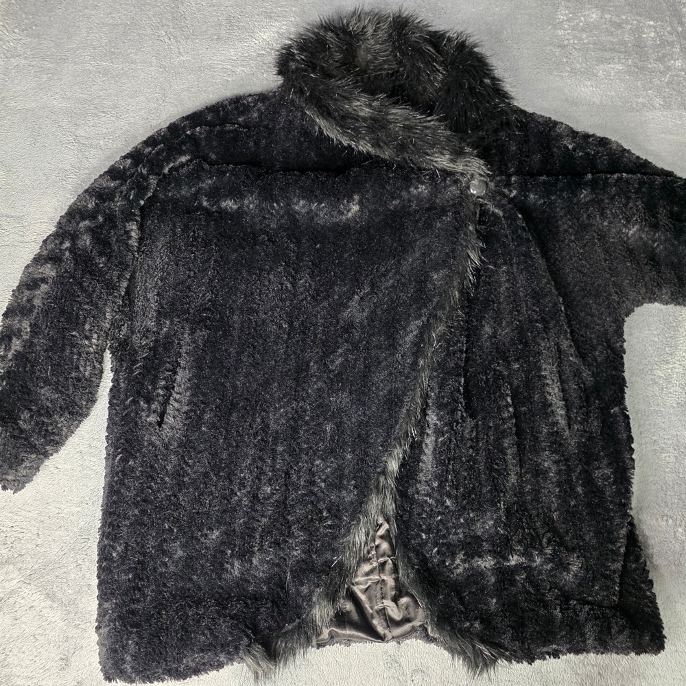 Adrienne Landau Womens 1X Faux Fur Coat Black Asymmetrical Wrap Button Quilted